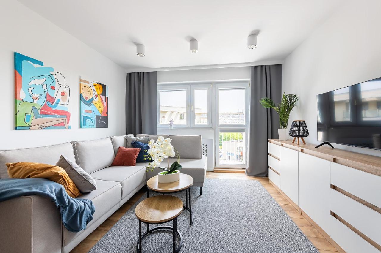 Wrzeciono 12 - Piekny Apartament Obok Szpitala Bielanskiego Oraz Awf, Bezplatna Strefa Parkowania - 400M Do Stacji Metra - Good Apartments Βαρσοβία Εξωτερικό φωτογραφία