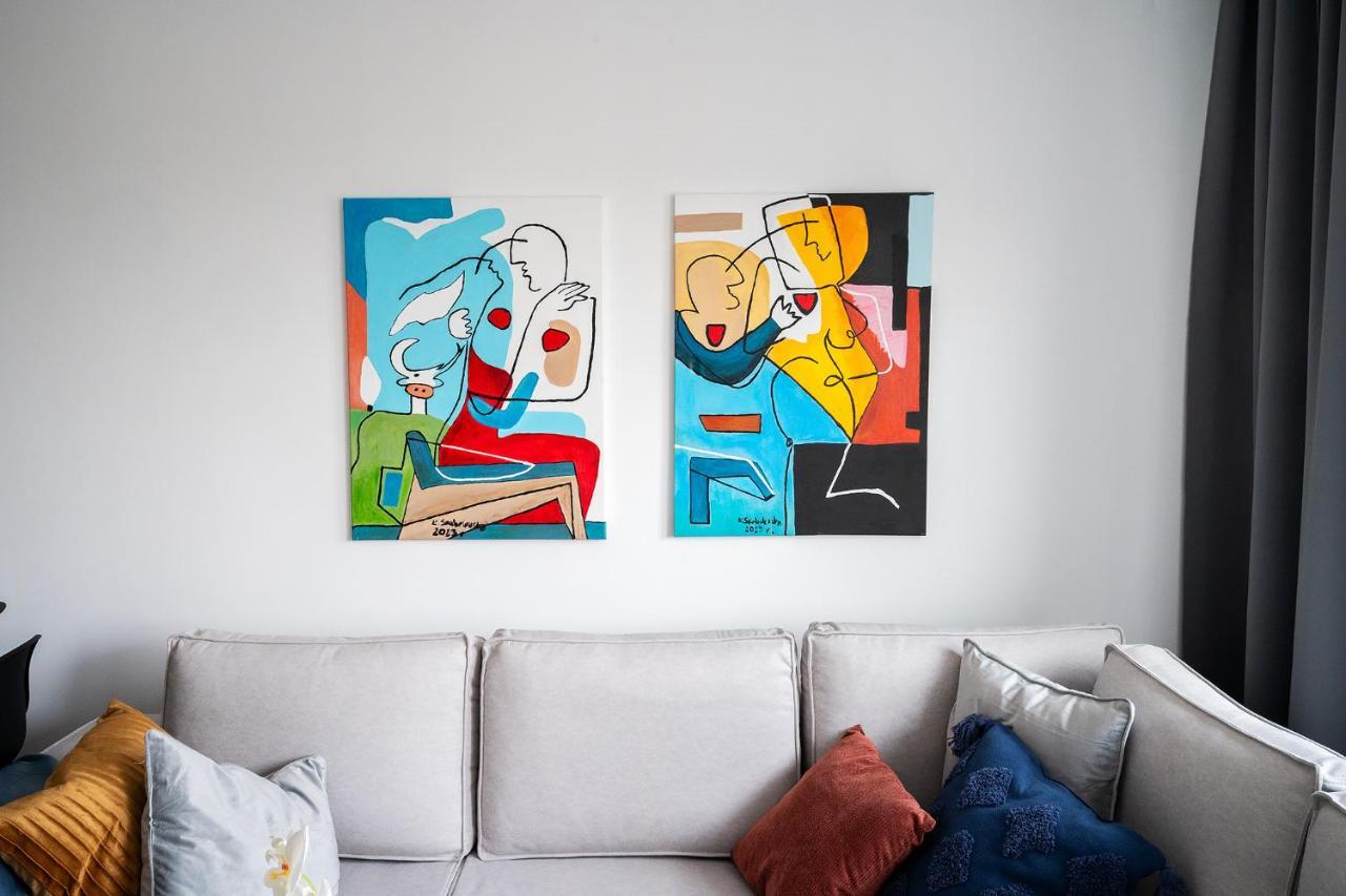 Wrzeciono 12 - Piekny Apartament Obok Szpitala Bielanskiego Oraz Awf, Bezplatna Strefa Parkowania - 400M Do Stacji Metra - Good Apartments Βαρσοβία Εξωτερικό φωτογραφία